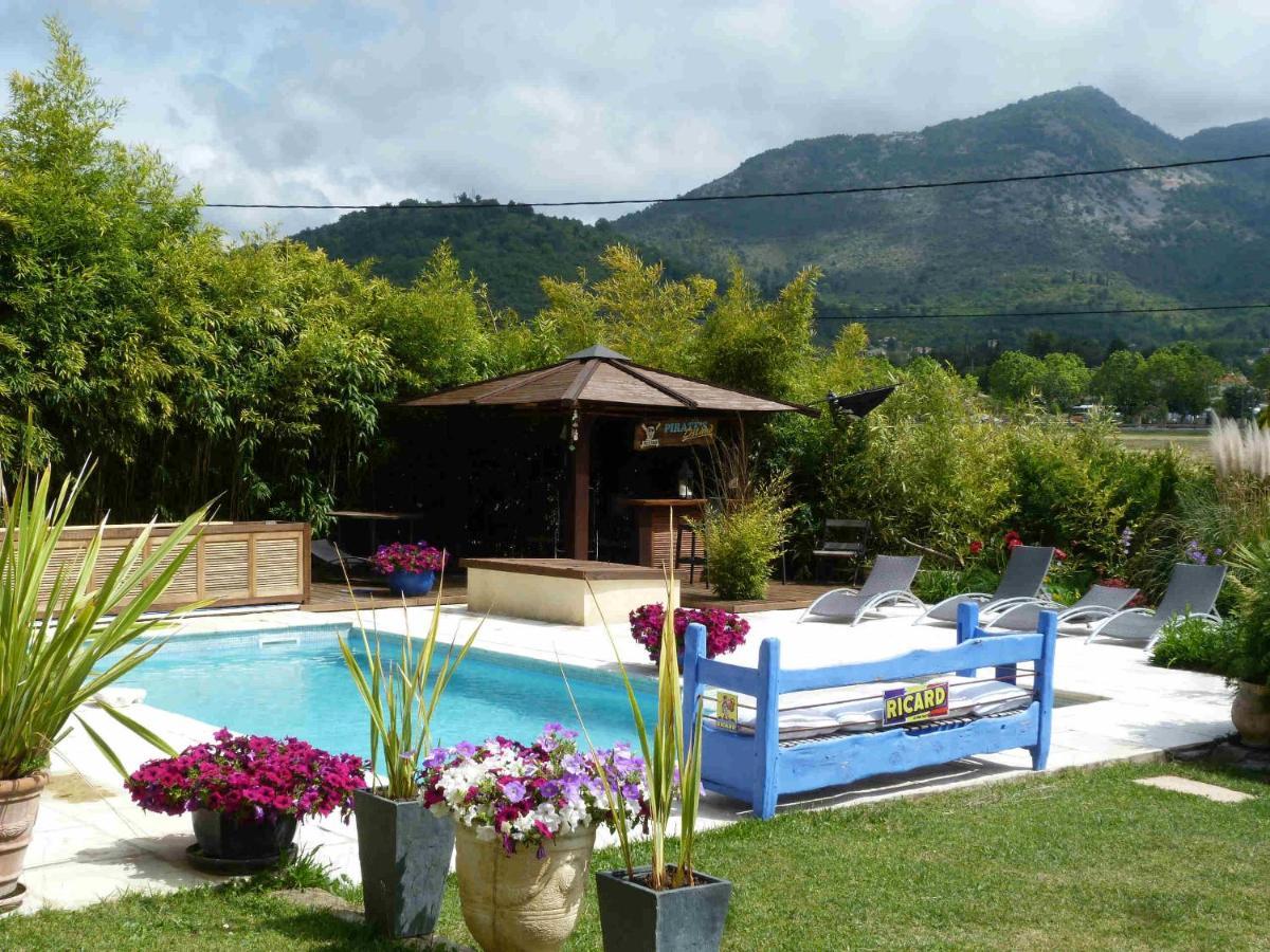 Les Bambous B&B Levens Ngoại thất bức ảnh