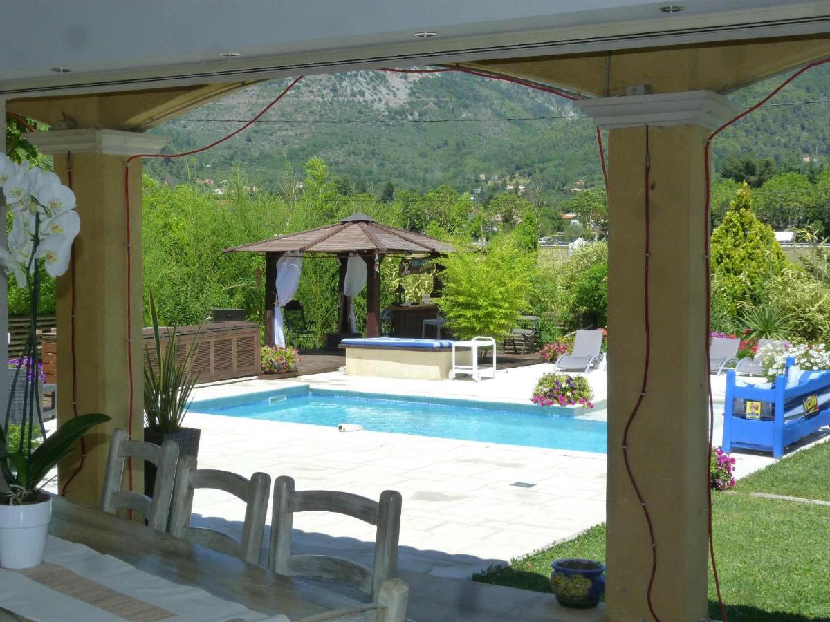 Les Bambous B&B Levens Ngoại thất bức ảnh